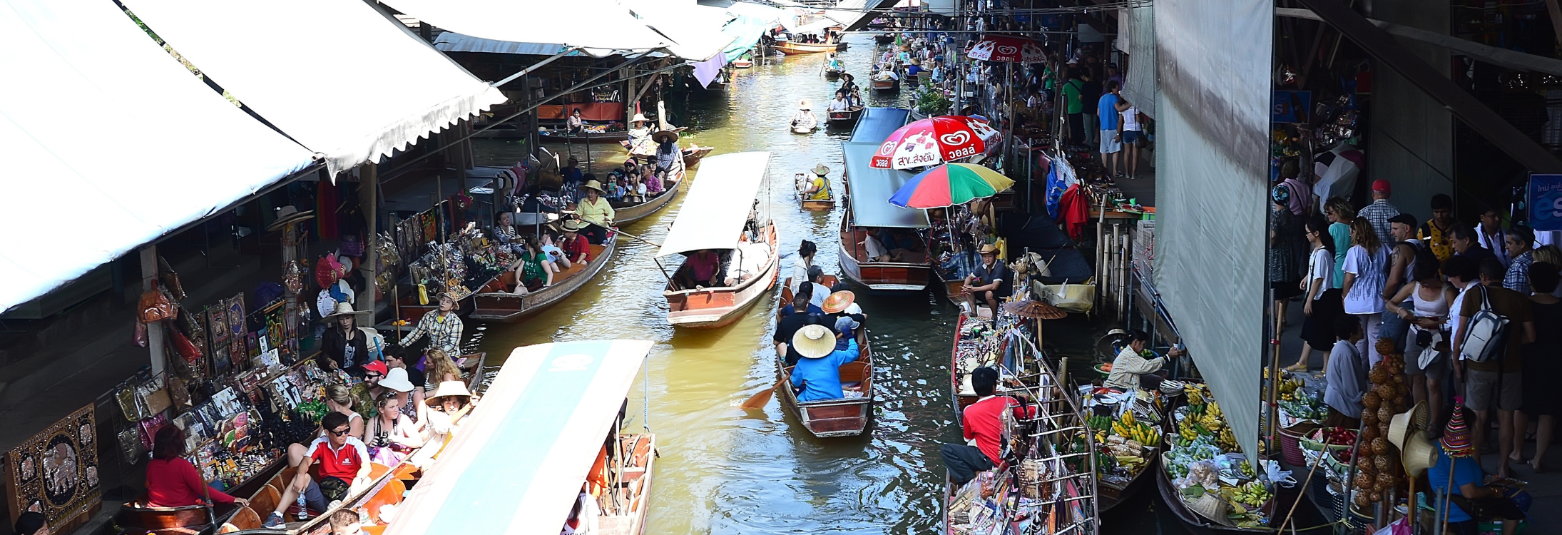 Damnoen Saduak Floating Market