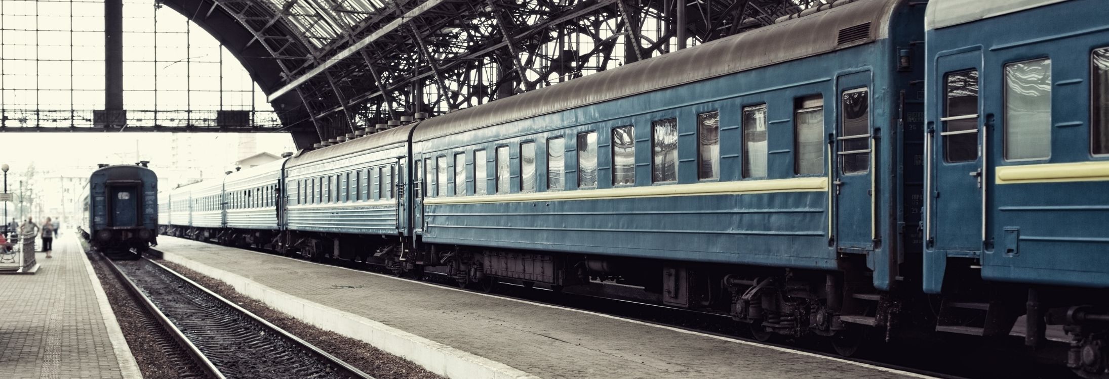 7 Worth visiting railway stations of India