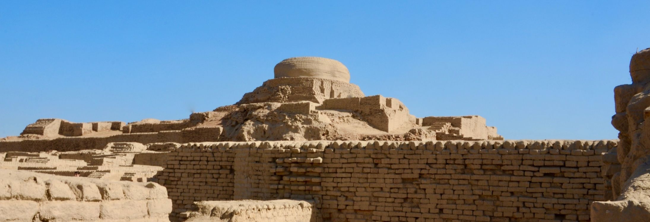 Mohenjo-daro - Mound Of The Dead Comes Alive