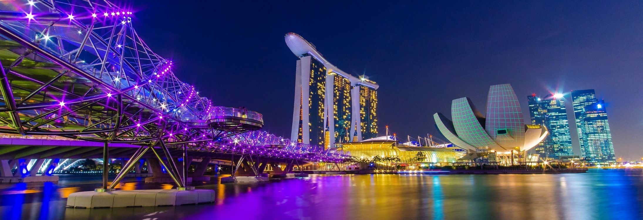 Free tour of Singapore while in transit