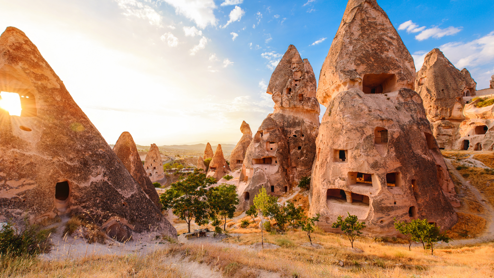 Striking landmarks